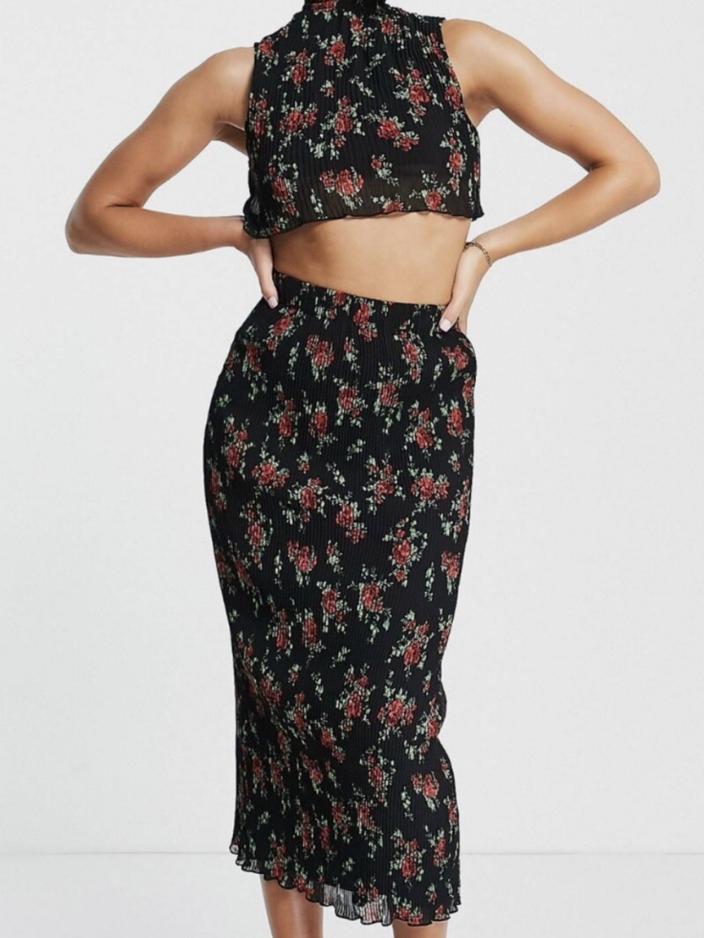 ASOS Design Rose Print Plissé Crop Top(Sz US 4) & Maxi Skirt(Sz US 2) Set